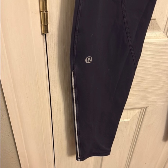 lululemon athletica Gray Leggings #110 - Picture 5 of 10
